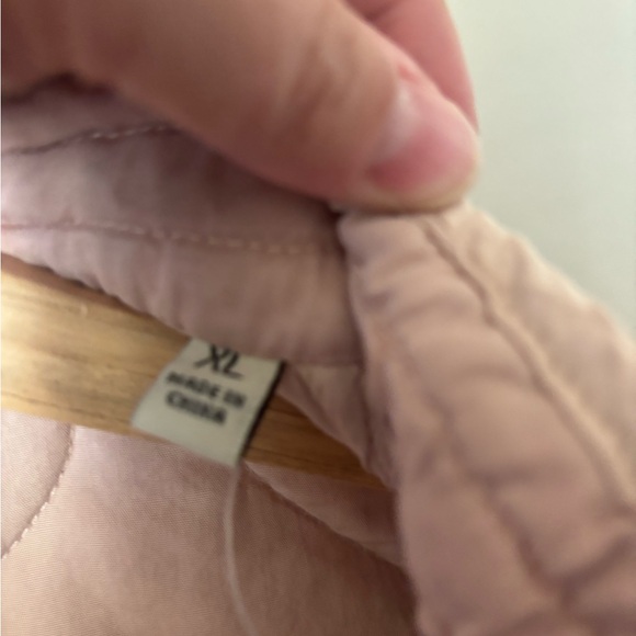 NWT Blank NYC Light Pink Quilted Puffer Jacket - Picture 5 of 9